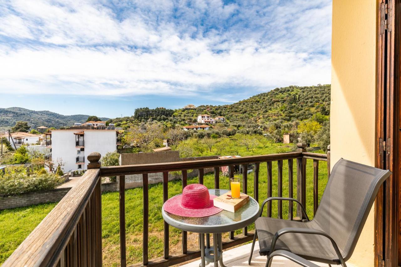 White Lily Aparthotel Skopelos Town Ngoại thất bức ảnh