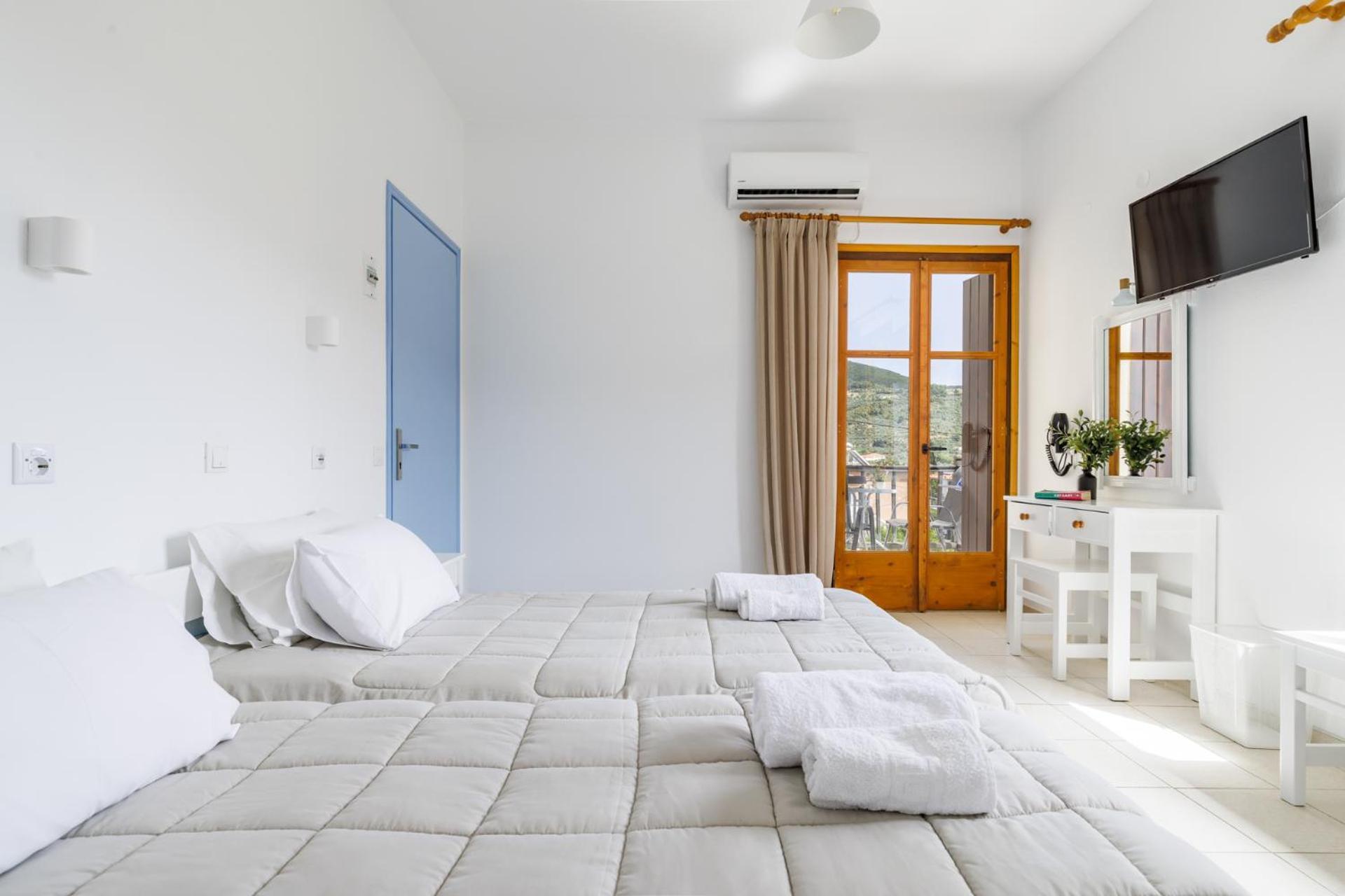 White Lily Aparthotel Skopelos Town Ngoại thất bức ảnh
