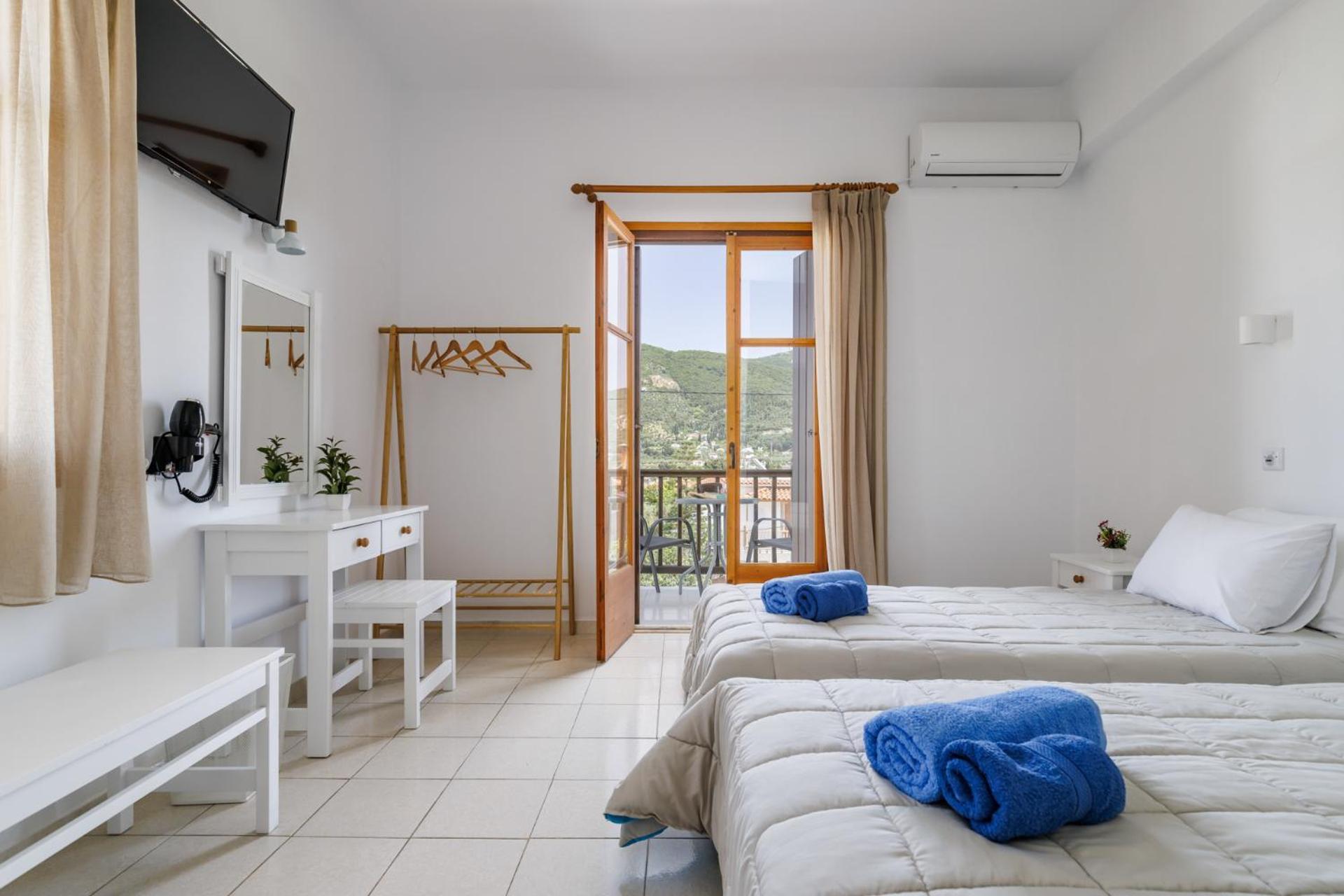 White Lily Aparthotel Skopelos Town Ngoại thất bức ảnh